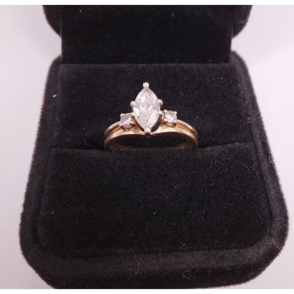 14kt Gold Marquise Diamond Engagement Ring - Picture 1 of 10